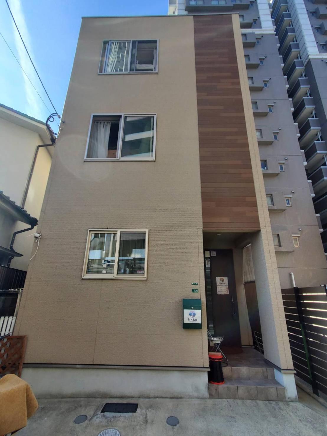 Fukuoka Guest House Jikka Экстерьер фото